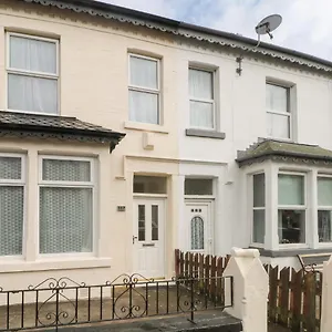https://st-heliers.hotelsin-chester.com